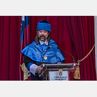 Adolfo García Sastre. 2019